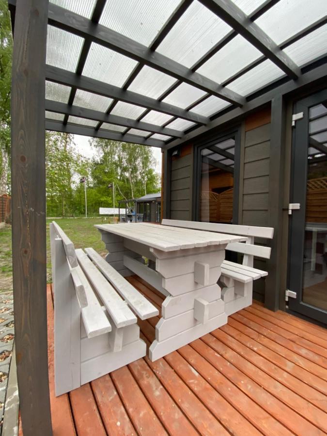 Domy Nad Morzem - Chata Pirata- Tiny House Dziwnów Buitenkant foto