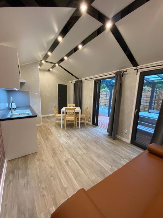 Domy Nad Morzem - Chata Pirata- Tiny House Dziwnów Buitenkant foto